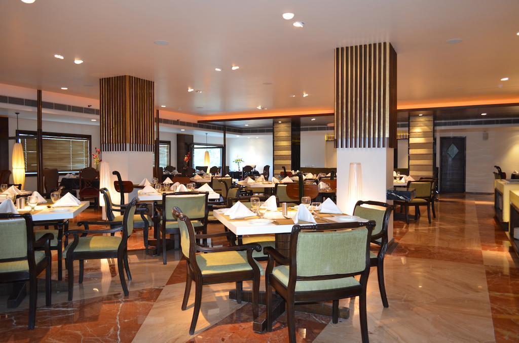 The Maya Hotel Jalandhar Exterior foto