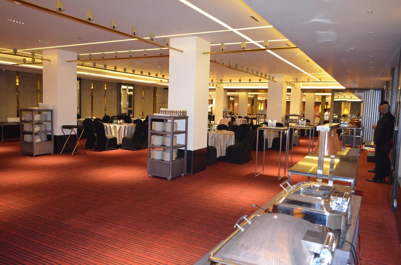 The Maya Hotel Jalandhar Exterior foto