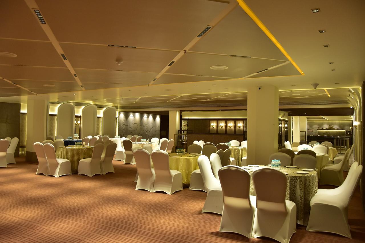 The Maya Hotel Jalandhar Exterior foto